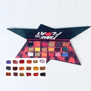 Revolution X IT You'll Float Too Shadow Palette